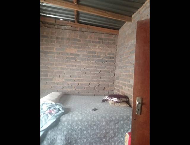 3 BEDROOM HOUSE FOR SALE IN MOLELEKI EXT 2